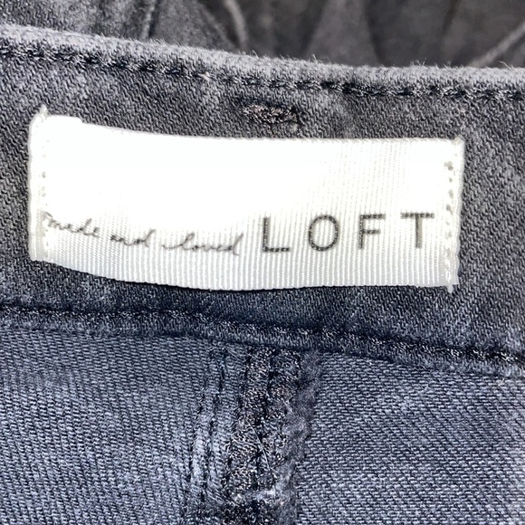 Loft Jeans. Lot of 2. Blue is Curvy Skinny & Black is Leggings. Size 6 - Picture 7 of 13